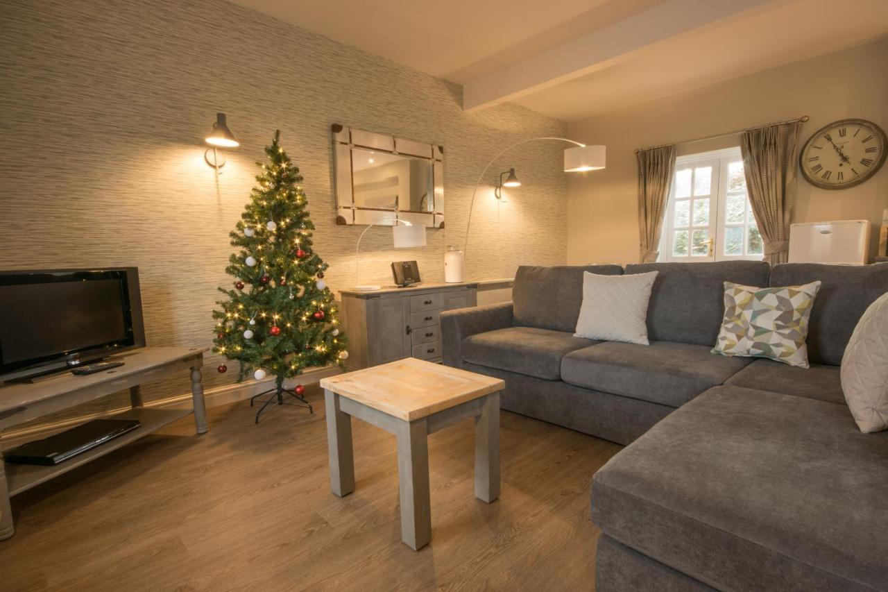 Peveril Cottage - Darwin Lake Holiday Village 马特洛克 外观 照片